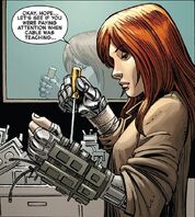 560px-Hope summers avx 3