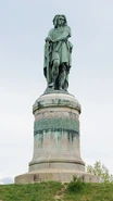 Vercingetorix statue.jpg (195 KB) Statue of Vercingetorix at Alise-Sainte-Reine, Burgundy.