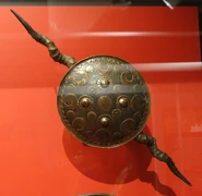 Maduvu shield.jpg (3.79 MB) A maduvu with double antelope horn at Harvard Art Museums, Cambridge, Massachusetts