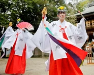 Muraya-jinja kagura.png (1.98 MB) Miko from Muraya-jinja, Nara