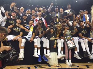 Golden State Warriors 2017 NBA Champions.jpg