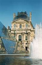 Paris Le Louvre