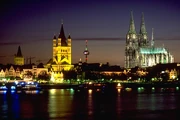 Cologne la nuit