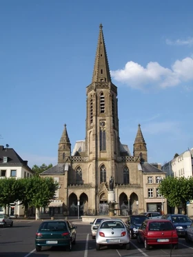 L’église Saint-Louis.