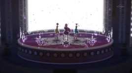 Тристар поёт