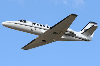 Straight-wing-plane.jpg