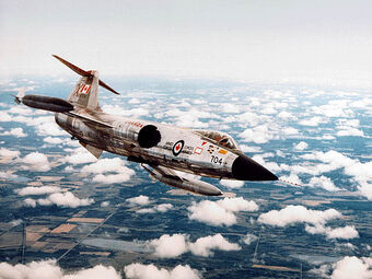 カナダ軍  CANADIAN AIR FORCE TYPE IV File:Avro Canada CF-100 Canuck Mk4A, Canada - Air Force