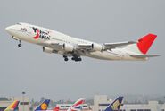 A Boeing 747-400 departing from Los Angeles International Airport in 2007.