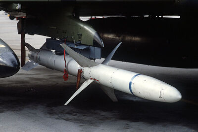 800px-AGM-88 HARM on F-4G