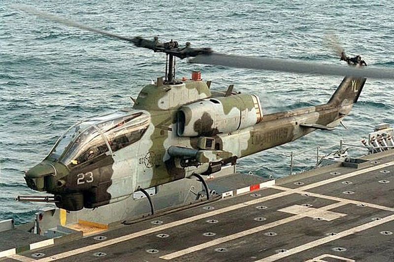 新品未開封　Bell AH-1W SuperCobra 1/48 ヘリコプター Bell AH-1W SuperCobra Revell 04943