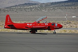800px-Canadair T-33