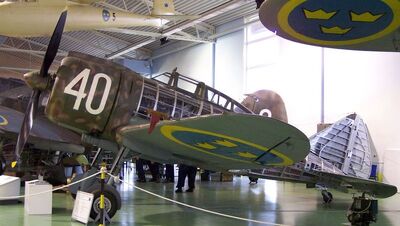 800px-Caproni Reggiane RE.2000 2.jpg