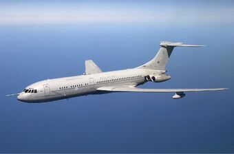 ❶　1/200　イギリス空軍　Vickers VC10 C1 XR807 ➀ 1/200 イギリス空軍 Vickers VC10 C1 XR807 - メルカリ