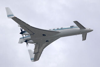 640px-Beechcraft Starship fly-by