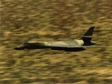 B-1B Hispdlowlevel.jpg (291 KB) A B-1 flying at low altitude