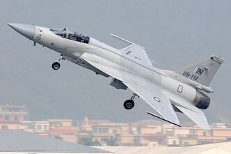 800px-Pakistan Air Force Chengdu JF-17 Gu-1-