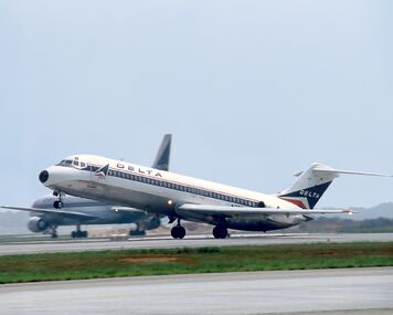 A Delta DC-9.