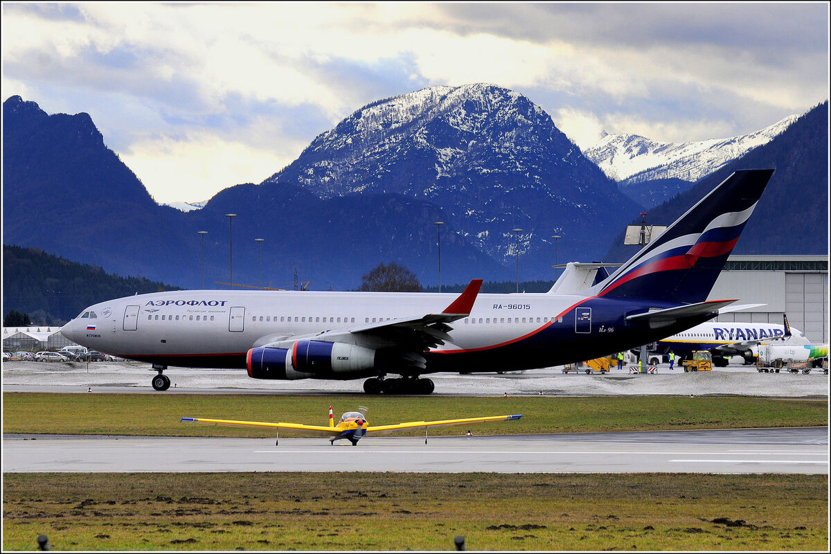 Ilyushin Il-96 | Airline Club Wiki | Fandom