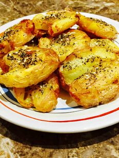 Crusty-baked-potato-spuds