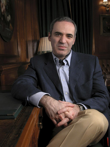 Kasparov, la vida y el ajedrez. Tomada del libro autobiográfico Cómo la  vida imita al ajedrez, de Garry Kasparov.