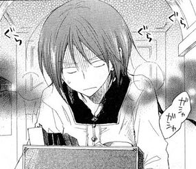 Shirayuki stumbles around the courtyard.