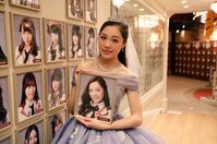 IshidaAnnaWallhangingphotooutside2017