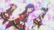 Akb0048.195.jpg (80 KB) Acchan the 13th, Yuihan the 6th, Yuuko the 7th, and the other past Center Novae