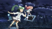 P6662.jpg (89 KB) Takamina and Nyan-Nyan fighting against DES.