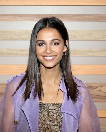 Naomi Scott Aladdin Wiki Fandom Scott — who audiences may recognize from 2017's power rangers adaptation or even disney channel's underrated original movie lemonade mouth back in 2011 — does all of her own singing in. naomi scott aladdin wiki fandom
