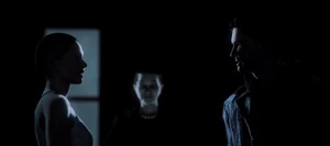 Alan és Alice vitába bocsátkozik, és amikor kiégnek a lámpák, úgy tűnik, nincsenek egyedül...