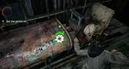 507594-alan-wake-xbox-360-screenshot-start-the-generators-to-provide.jpg (234 KB) Alan powering up a generator