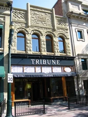 Tribune0