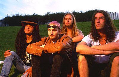 The Essential Alice In Chains: Alice in Chains: : Music}