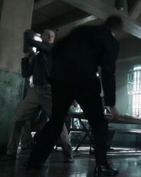 1x05 fight1