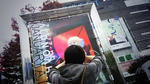 Natsuki Hanae "embraces" Princess Asseylum.