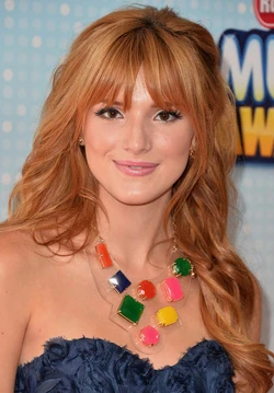 Bella-thorne-rdma-14