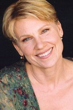 Lindsay-Crouse1.jpg