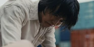 Arisu looking at Usagi at the end of the "Osmosis" game