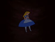 Alice-in-wonderland-disneyscreencaps.com-531