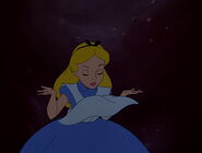 Alice-in-wonderland-disneyscreencaps.com-541