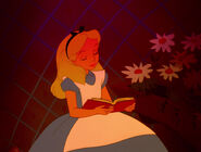 Alice-in-wonderland-disneyscreencaps.com-590