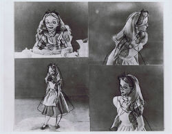 Alice-wonderland-classical-animation-kathryn-beaumont-17.jpg