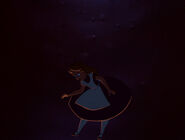 Alice-in-wonderland-disneyscreencaps.com-554