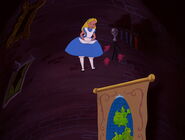 Alice-in-wonderland-disneyscreencaps.com-634