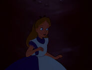 Alice-in-wonderland-disneyscreencaps.com-551