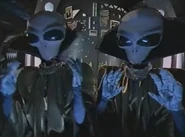 Aliens-MenInWhite.jpg (58 KB) Greys from Men in White