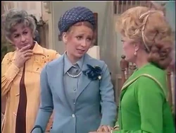 Maude ep. 4x6 - Mrs. Carlson tells Vivaian the cost for her dog's burial