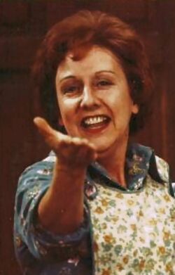 Edith Bunker All in the Family TV show Wiki Fandom