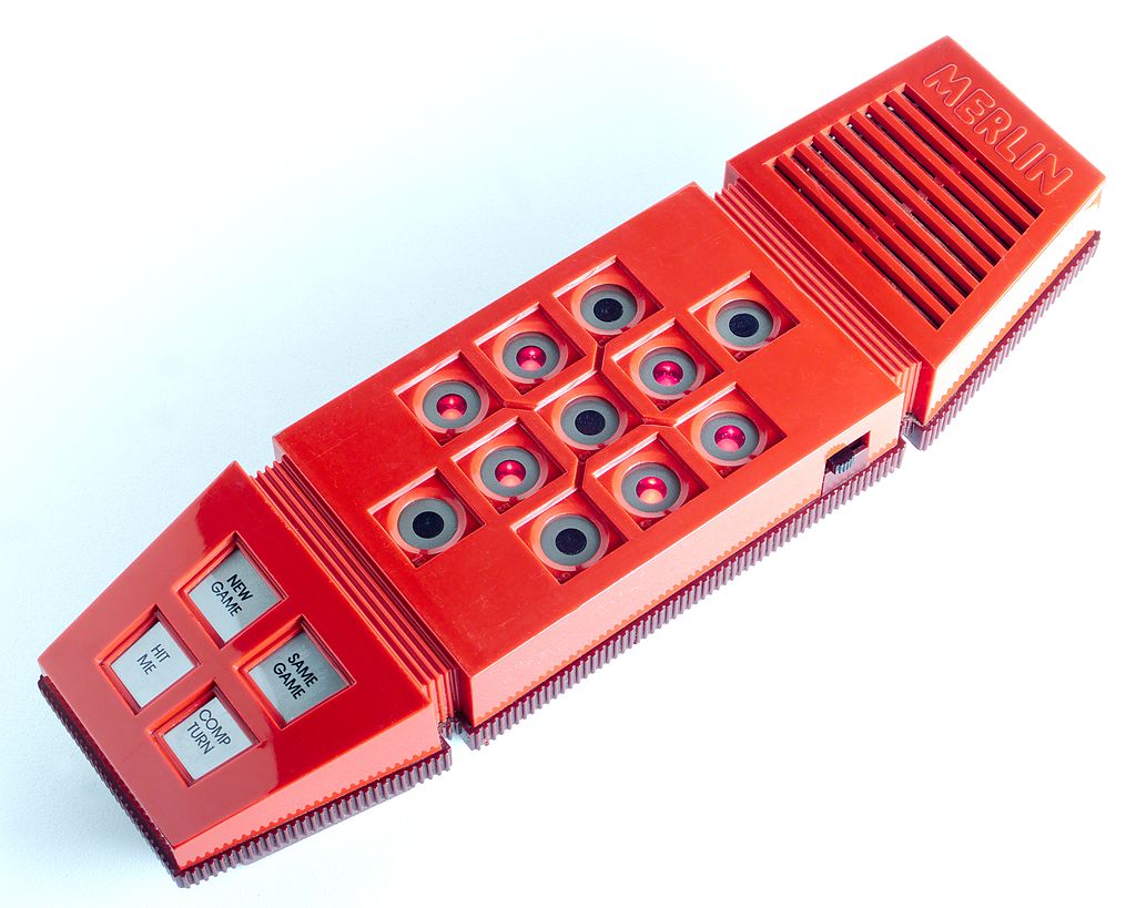 Miro - Handheld Game - Merlin