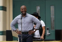 412-Babies-and-Fools-Still7.jpeg (296 KB)